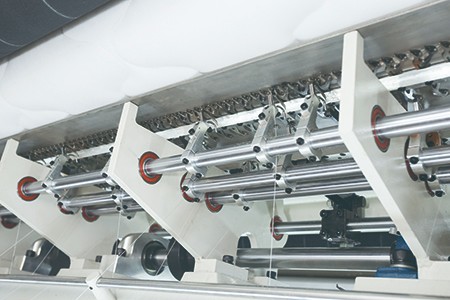 Máquina acolchadora multiaguja de alta velocidad KH-420