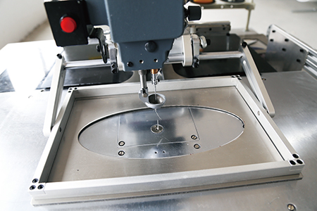 KH-3020/3040 Máquina de Costura de Etiqueta Automática 2